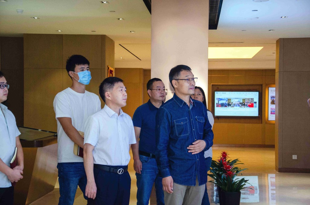 &#113;&#121;&#29699;&#21451;&#20250;&#45;&#40;&#21315;&#20159;&#41;&#95;&#23448;&#26041;&#32593;&#31449;